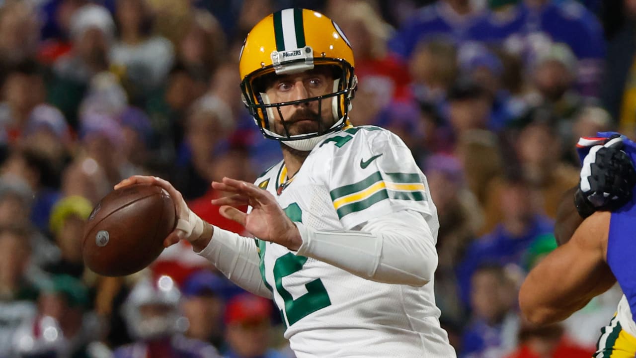 Aaron Rodgers on Packers' 3-5 start: 'Nobody feels sorry for us. We've got to find a way to get one win'