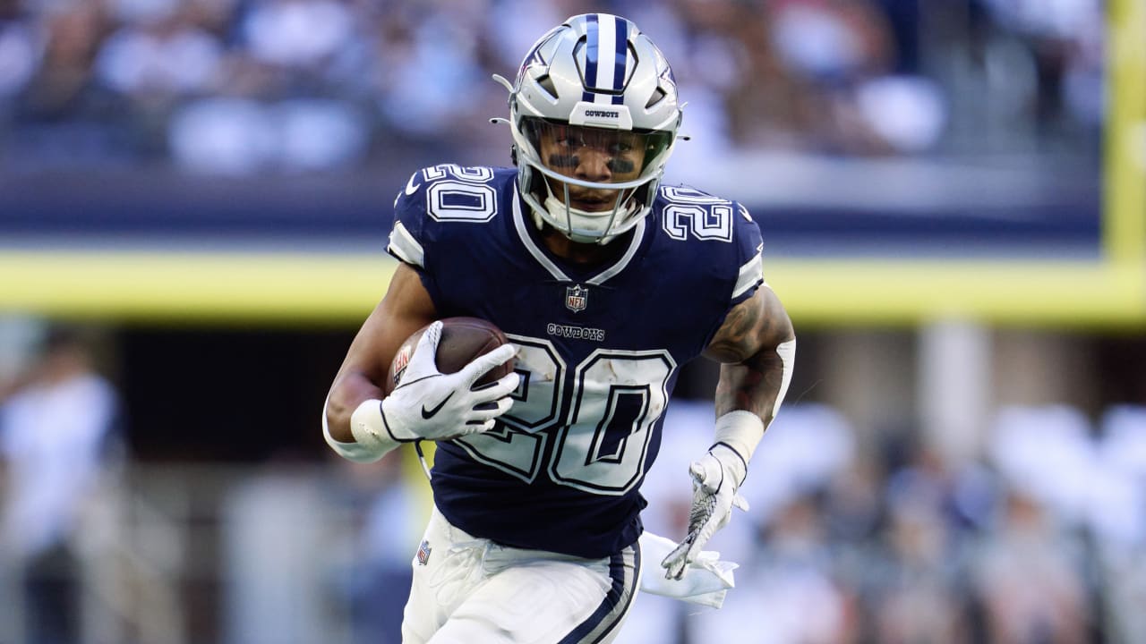 Jerry Jones doesn't foresee Cowboys changing RB roles for Ezekiel Elliott after Tony Pollard's big game vs. Bears