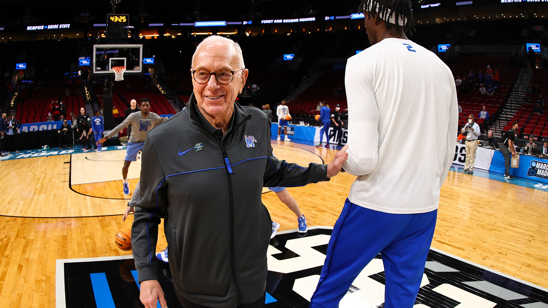 Larry Brown takes leave of absence from Memphis team - College Basketball