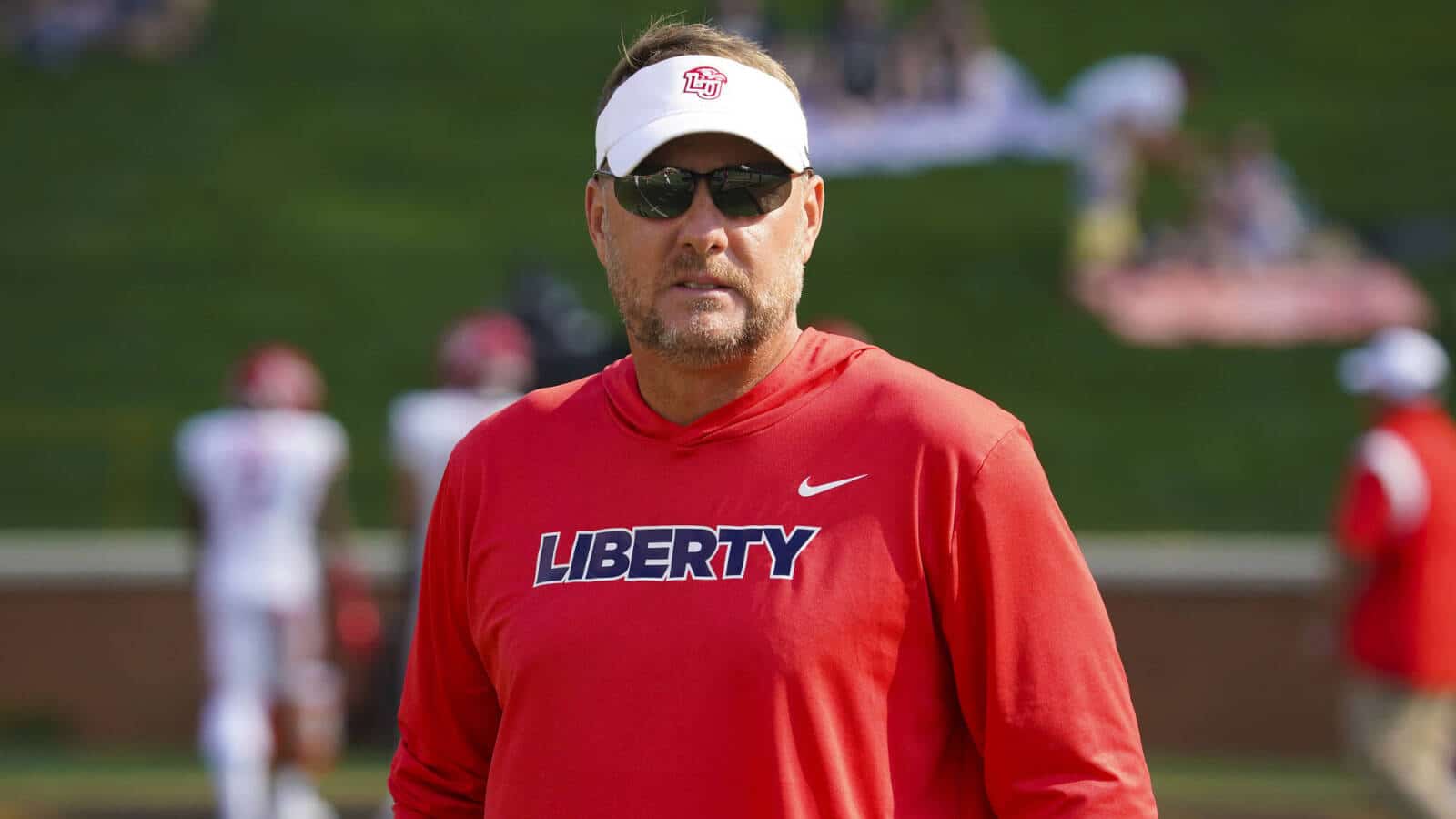 Report: New contract for Hugh Freeze contains key provision
