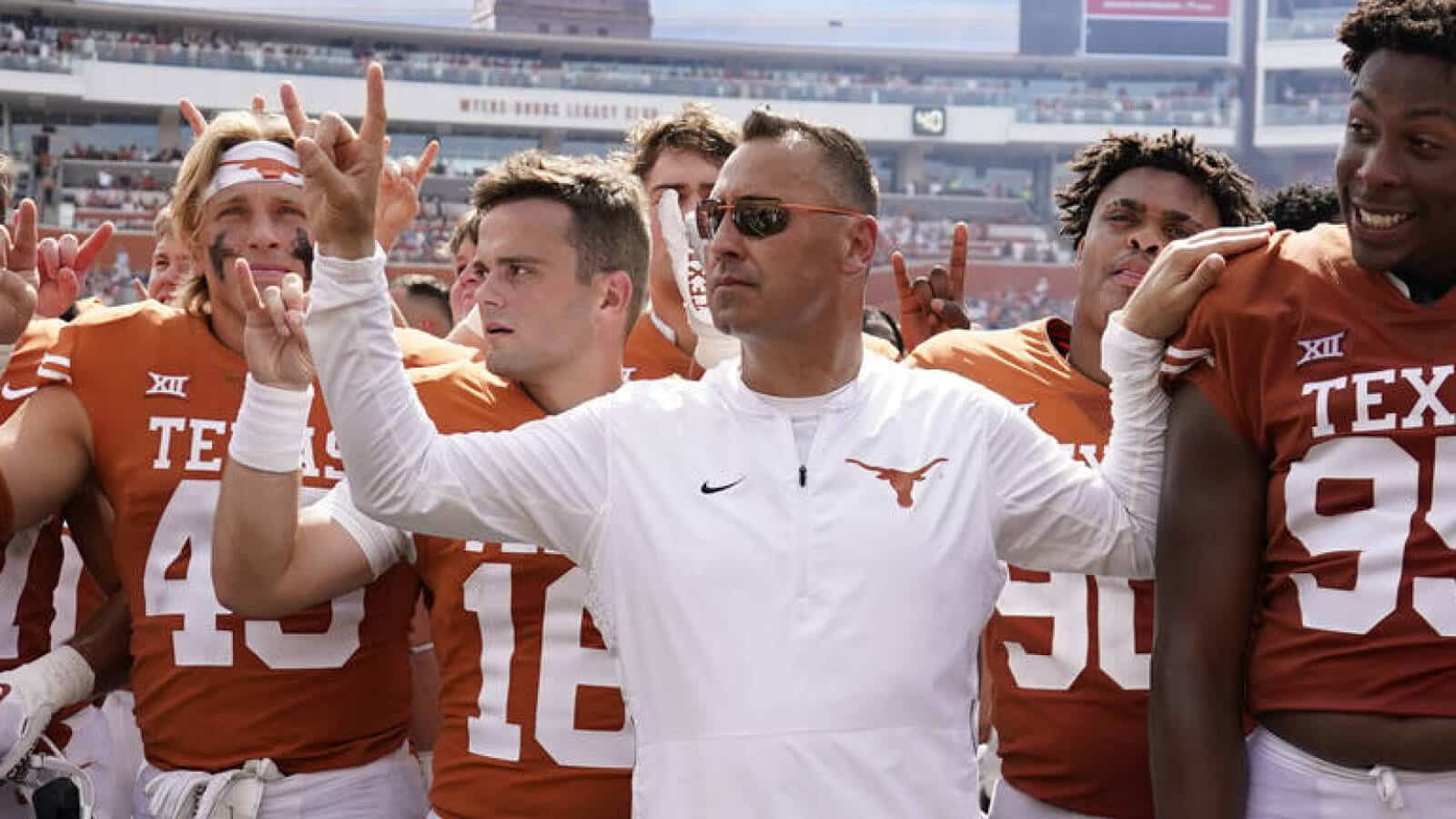Sarkisian apologizes to Texas fans for missing school song after loss