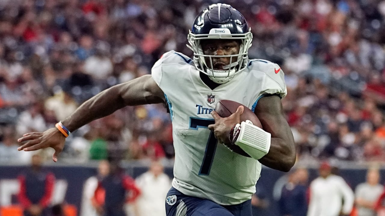 Titans QB Malik Willis on 10-attempt debut: 'If they can't stop the run, why would we not run it?'
