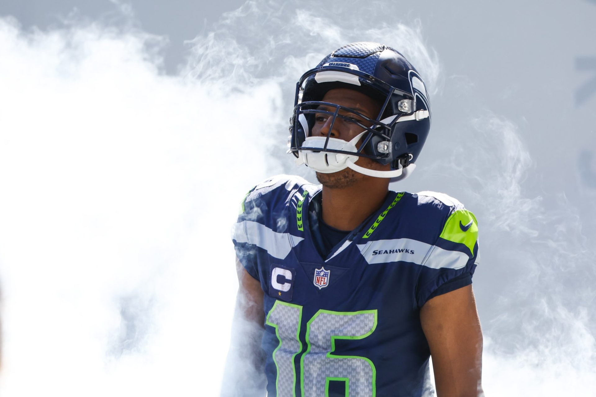 Tyler Lockett took a huge shot at Russell Wilson after Seahawks win