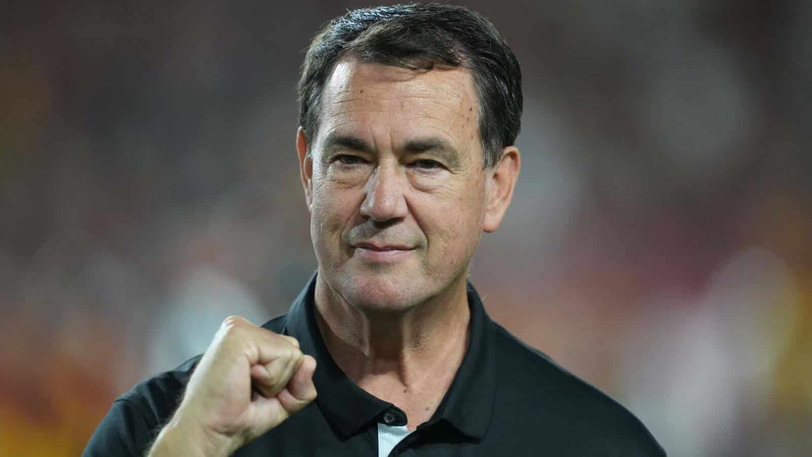 USC AD sends clear message about Pac-12 refs on social media