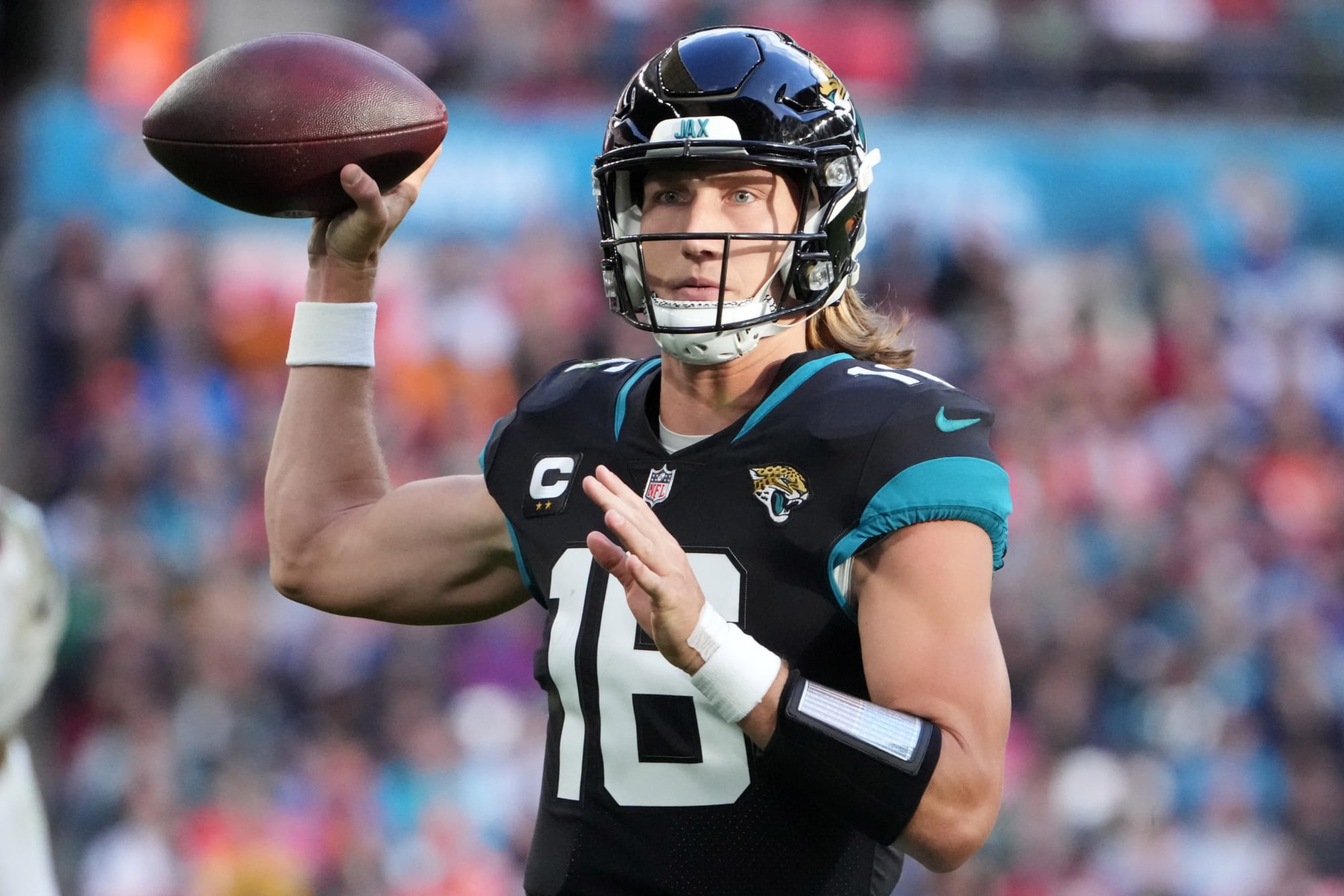 Best daily fantasy lineup for Week 9