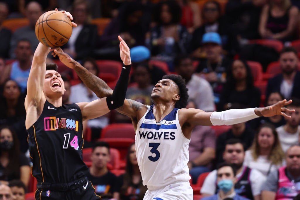 Chris Finch explains why Jaden McDaniels is such a good defender: “He’s got a little nasty streak in him”