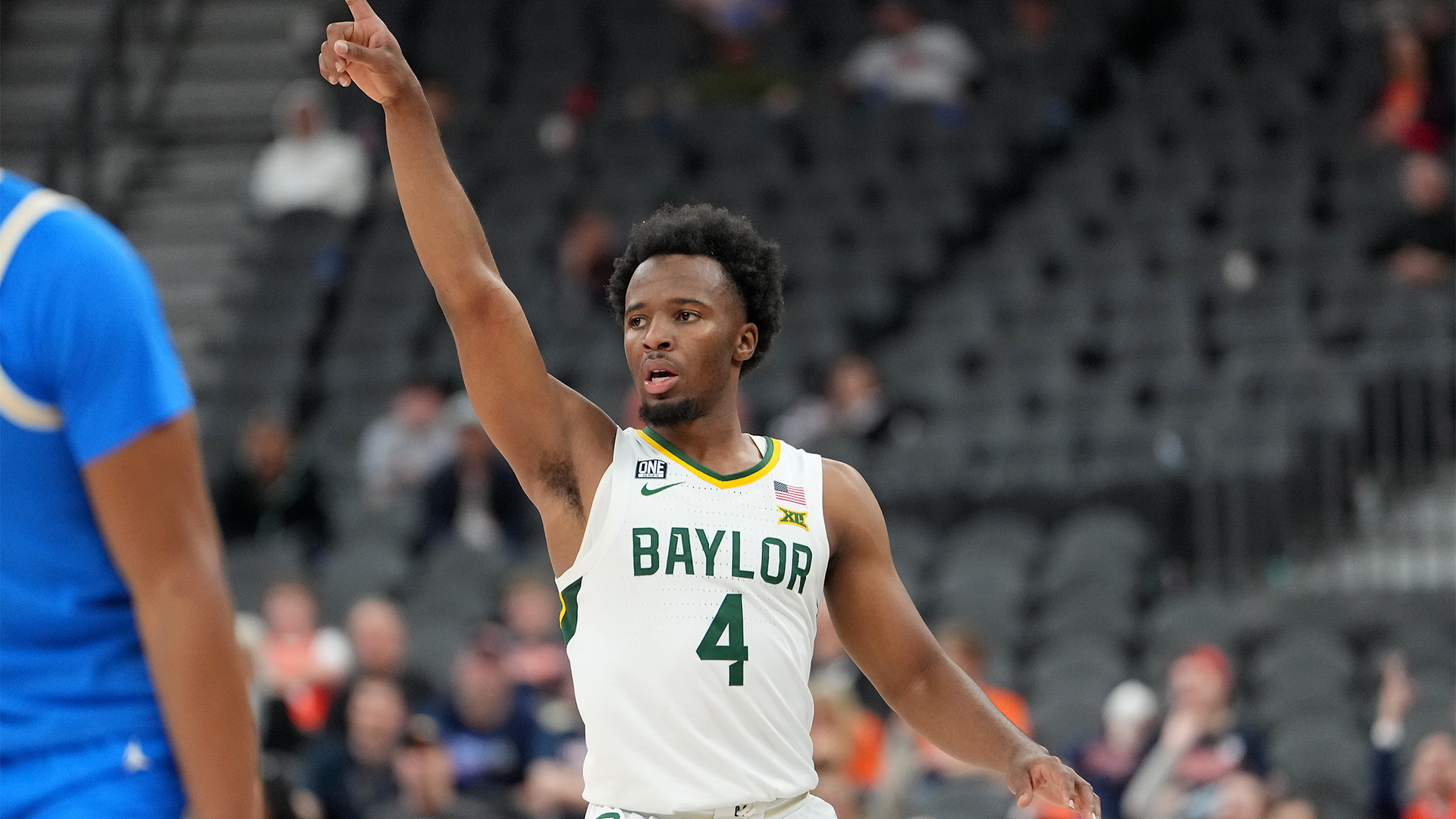 Cryer scores 28, lifts No. 5 Baylor past No. 8 UCLA 80-75
