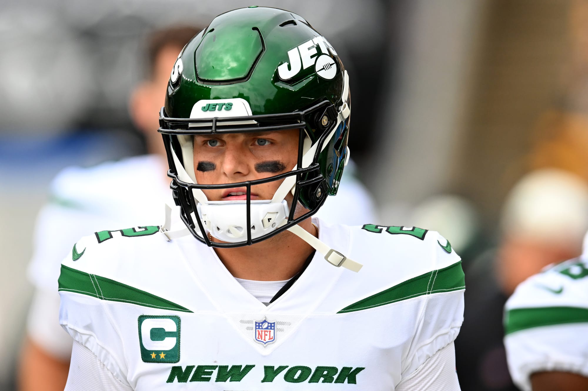 Former No. 2 pick massacres Jets fan on Twitter over Zach Wilson