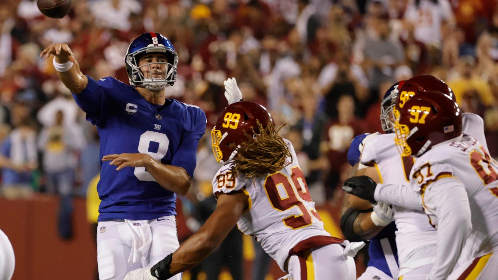 Giants face must-win game vs. Commanders as playoff race tightens