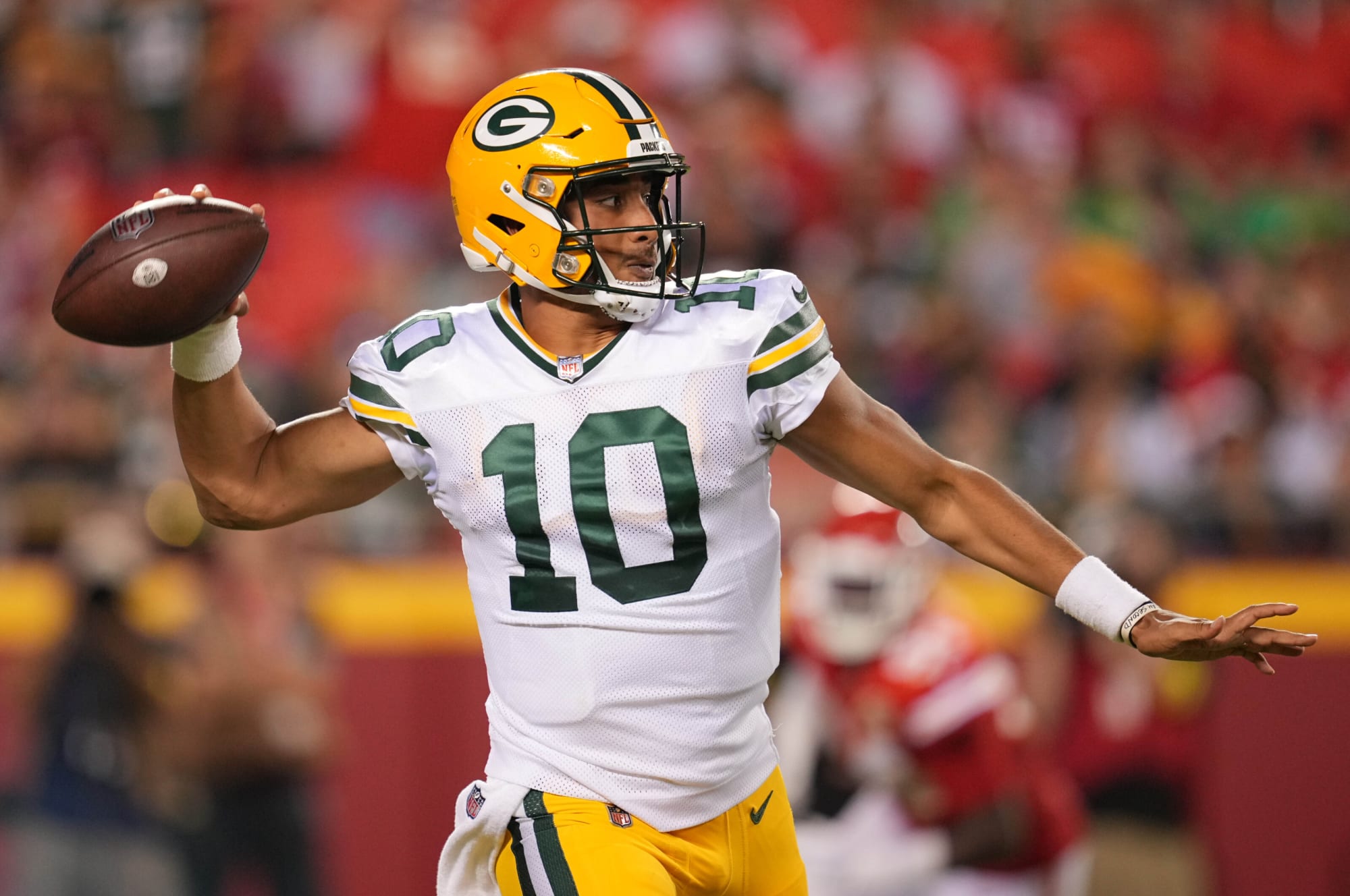 Jordan Love finally get his shot with Aaron Rodgers injury: Best memes and tweets