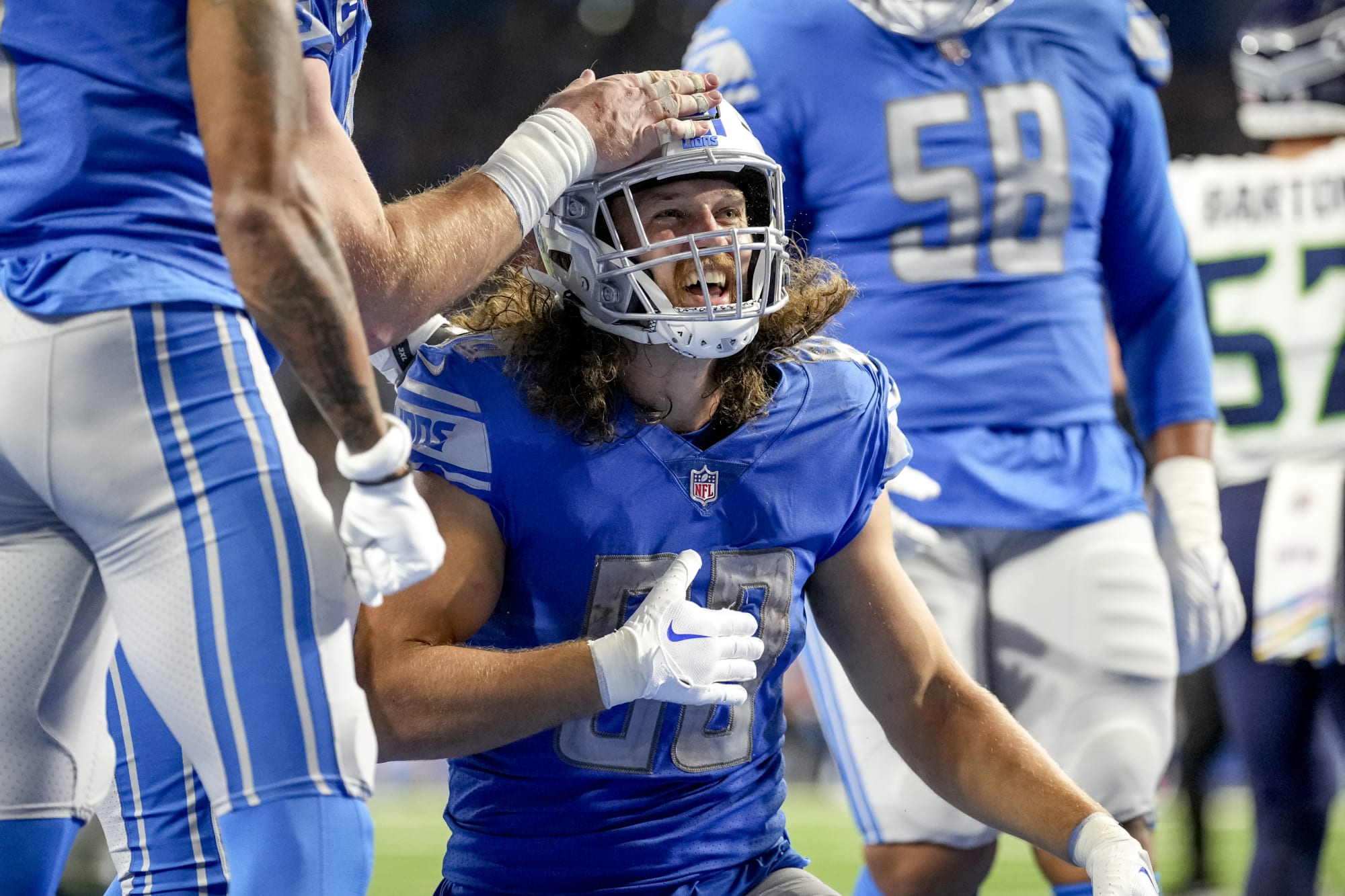 Lions keep T.J. Hockenson in NFC North with trade to Vikings