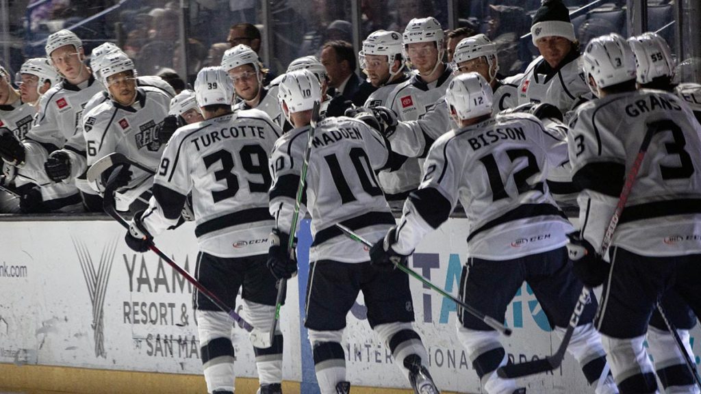 Sunday wrap: Reign hold off Roadrunners