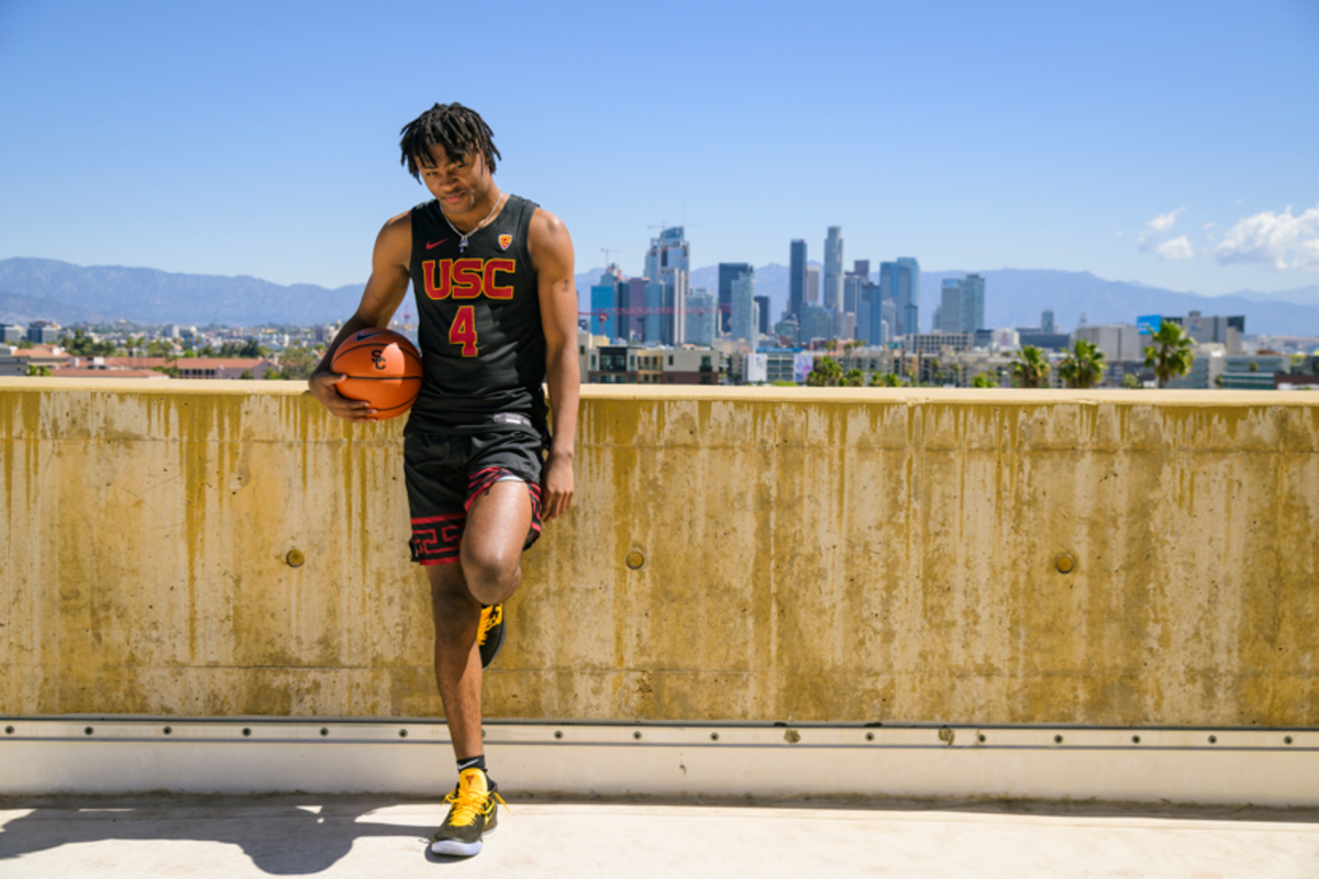 Top hoops prospect Isaiah Collier Commits to USC, Andy Enfield