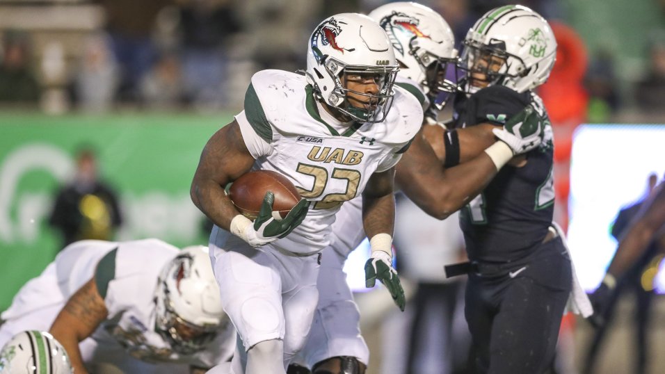 2022 PFF College All-C-USA Team: UAB RB DeWayne McBride, Western Kentucky WR Malachi Corley and more | College Football