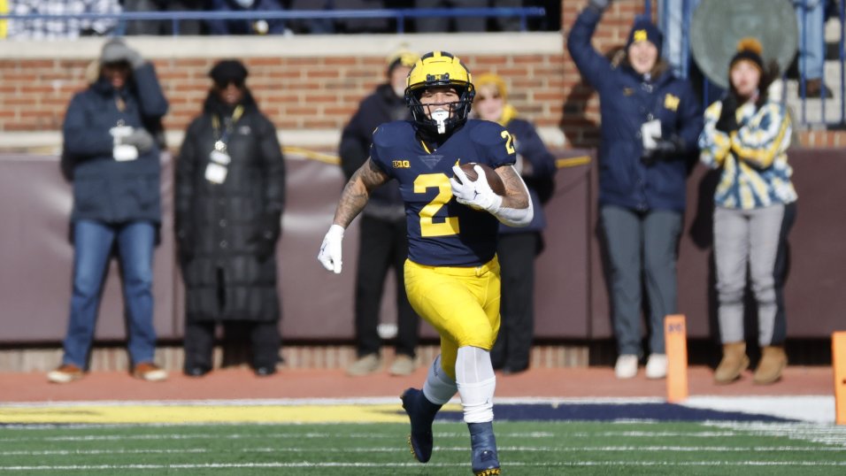 2022 PFF College Football Awards: Michigan RB Blake Corum takes home the Heisman | College Football
