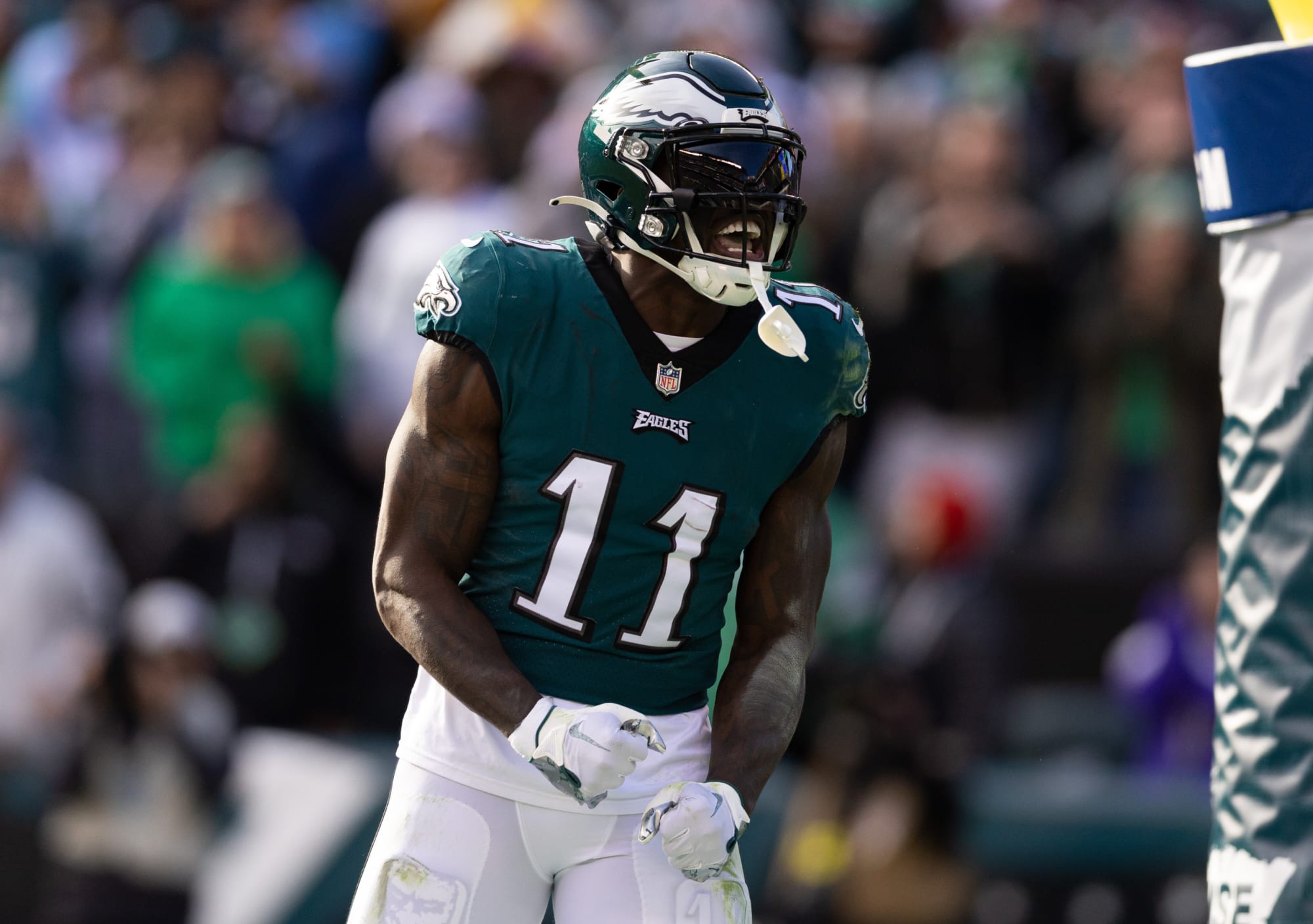A.J. Brown destroys Titans in first meeting against former team