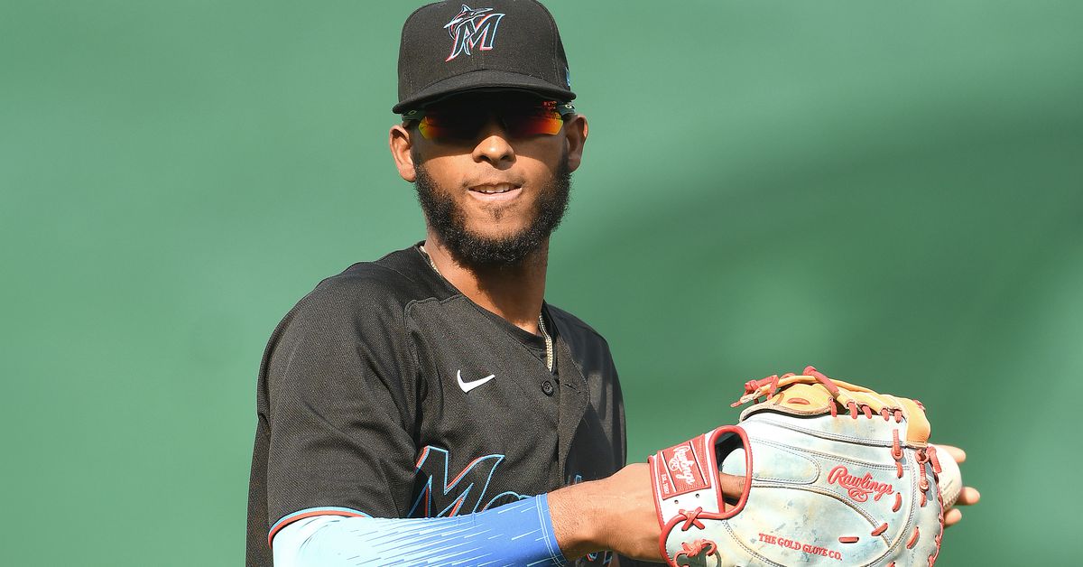 Braves News: Braves acquire Lewin Diaz, seasons in review, and more