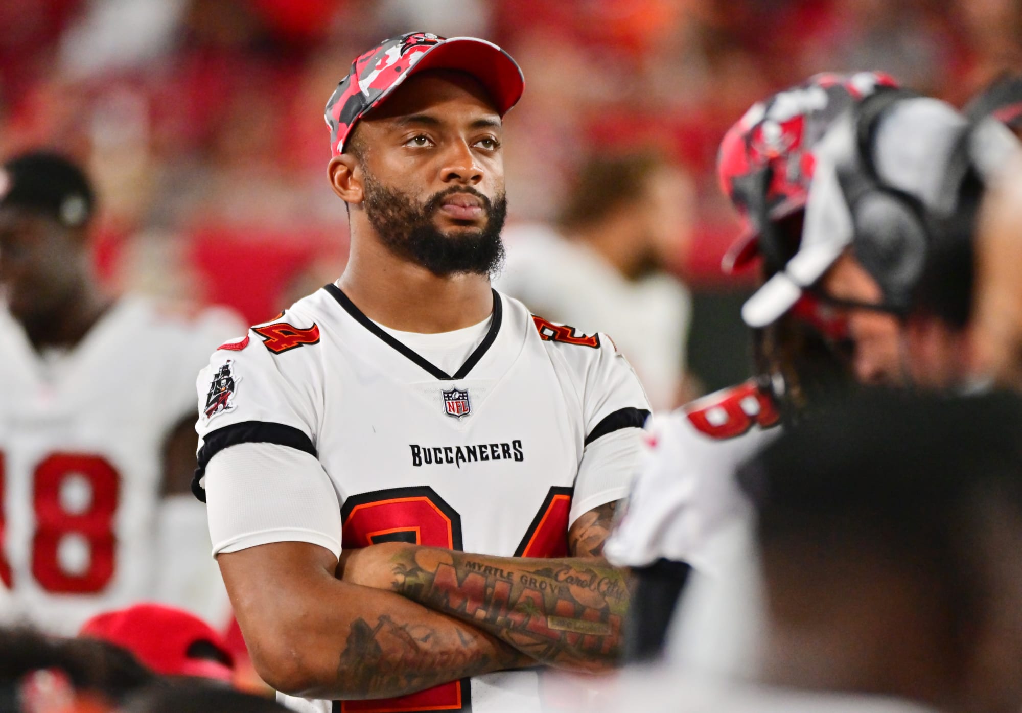 Bucs DB ignores Jenna Laine question to address Gio Bernard fiasco (Video)
