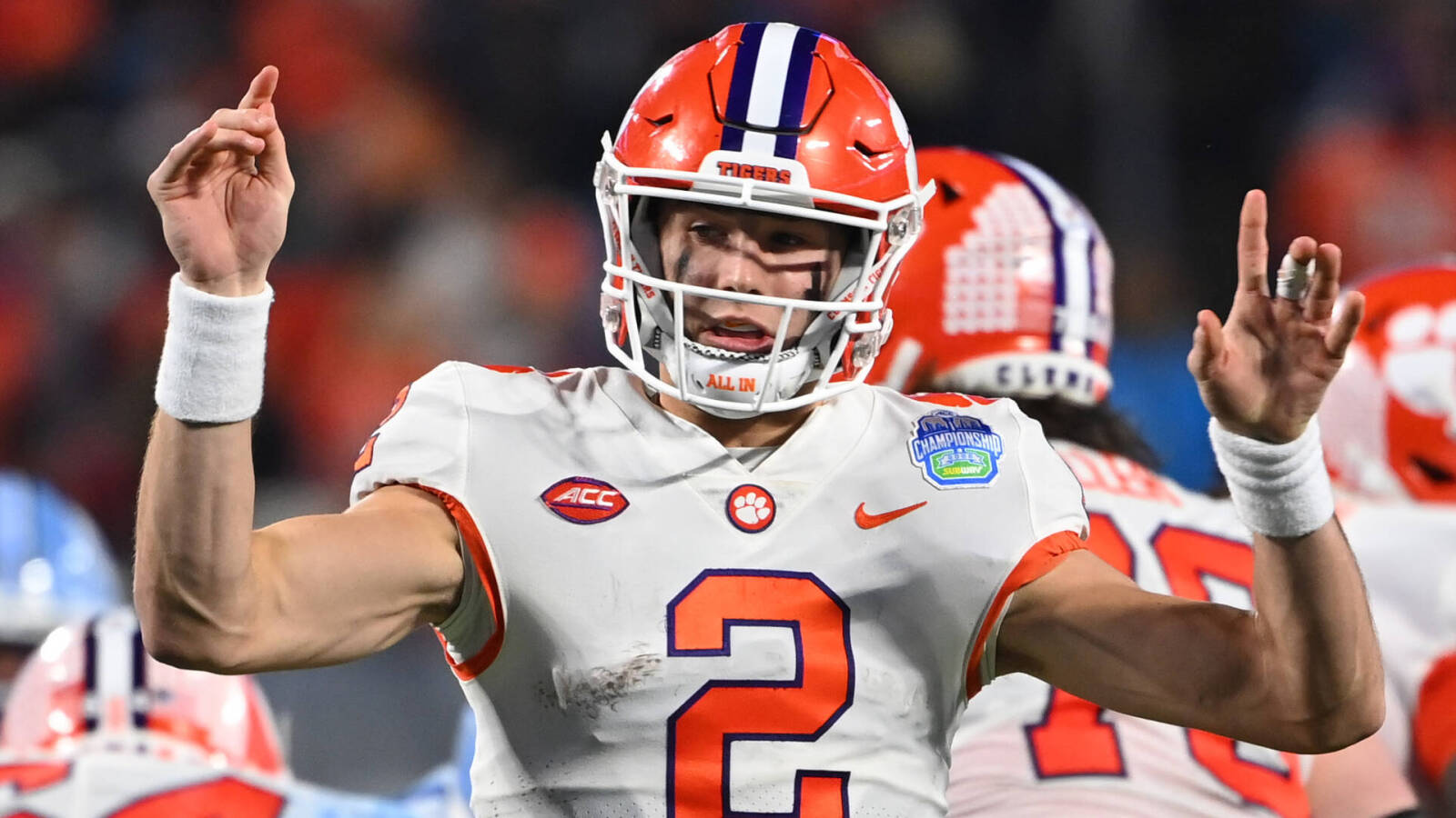 Cade Klubnik era begins at Clemson with Uiagalelei announcement