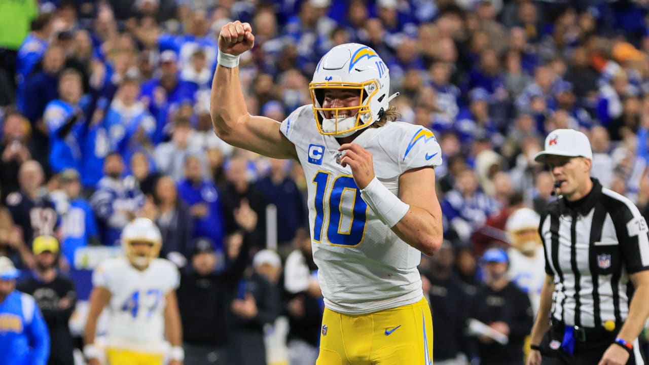 Chargers clinch first playoff berth since 2018 season