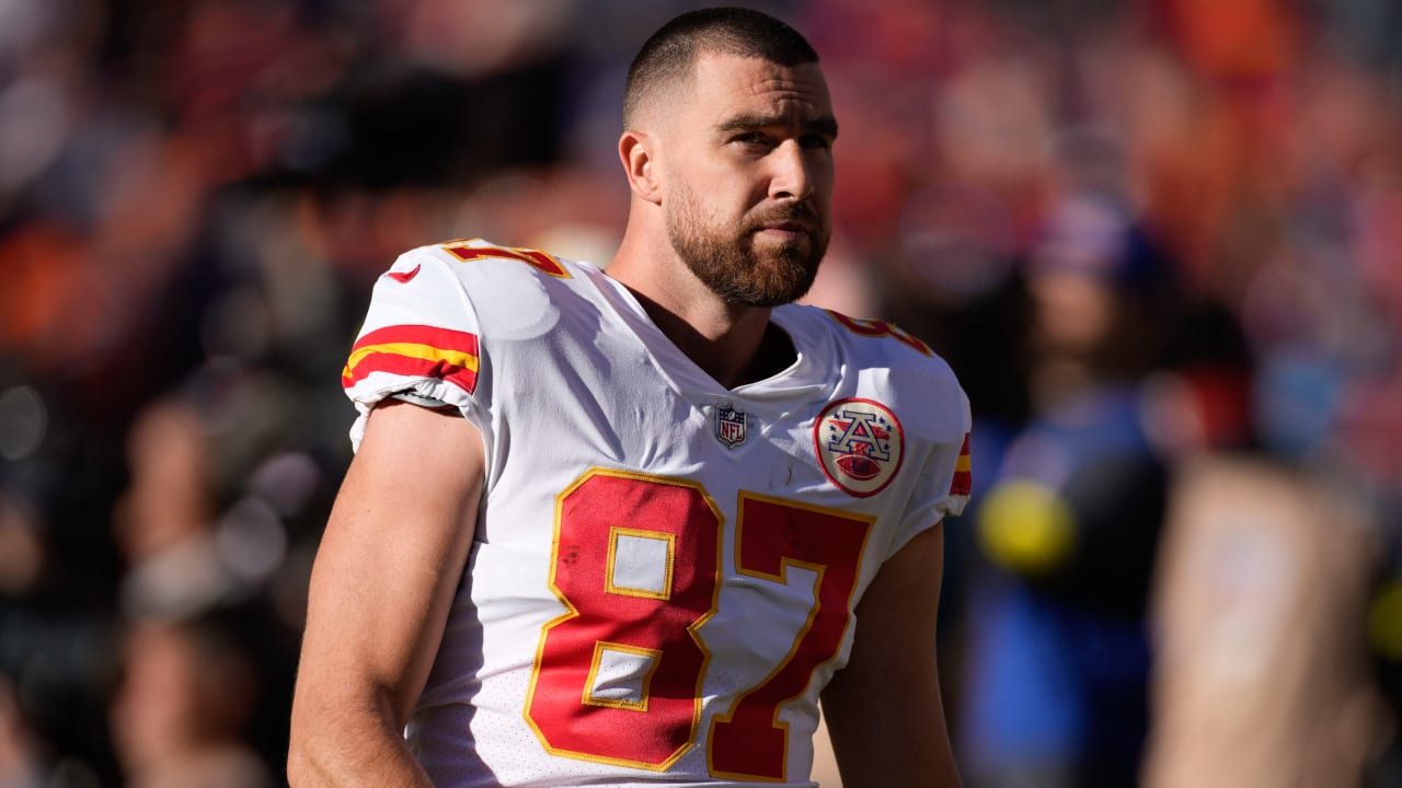 Chiefs' Travis Kelce becomes fastest tight end to reach 10,000 receiving yards