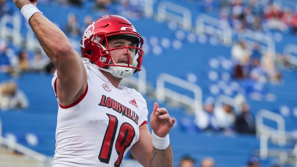 College Football Bowl Games: Odds and best bets for Louisville vs. Cincinnati | NFL and NCAA Betting Picks