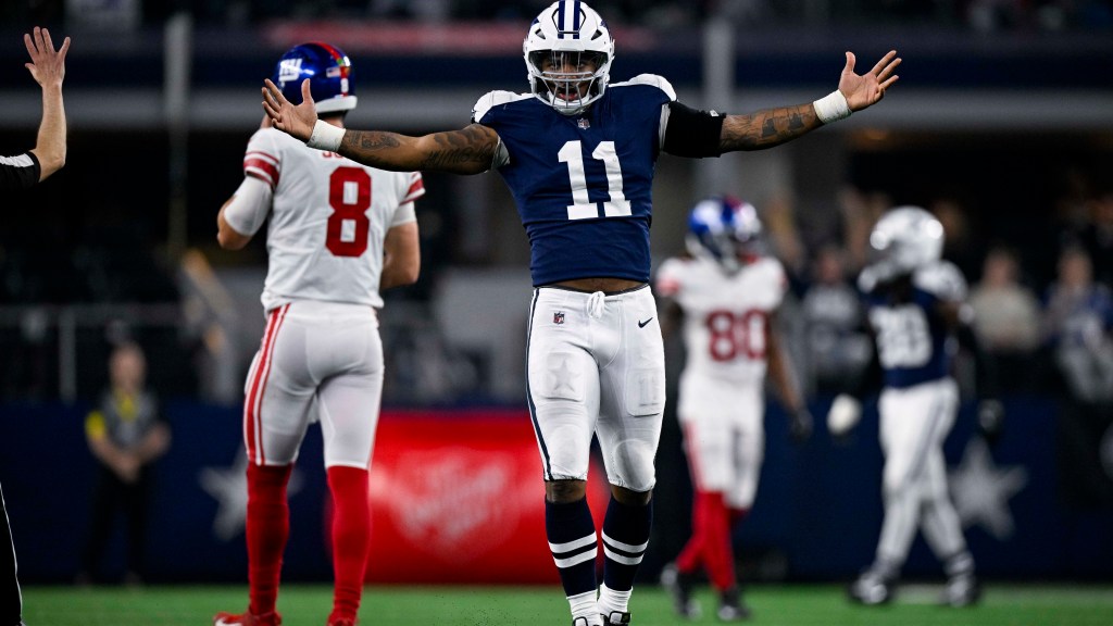 Cowboys’ Micah Parsons fined for punching Giants’ Nick Gates in face
