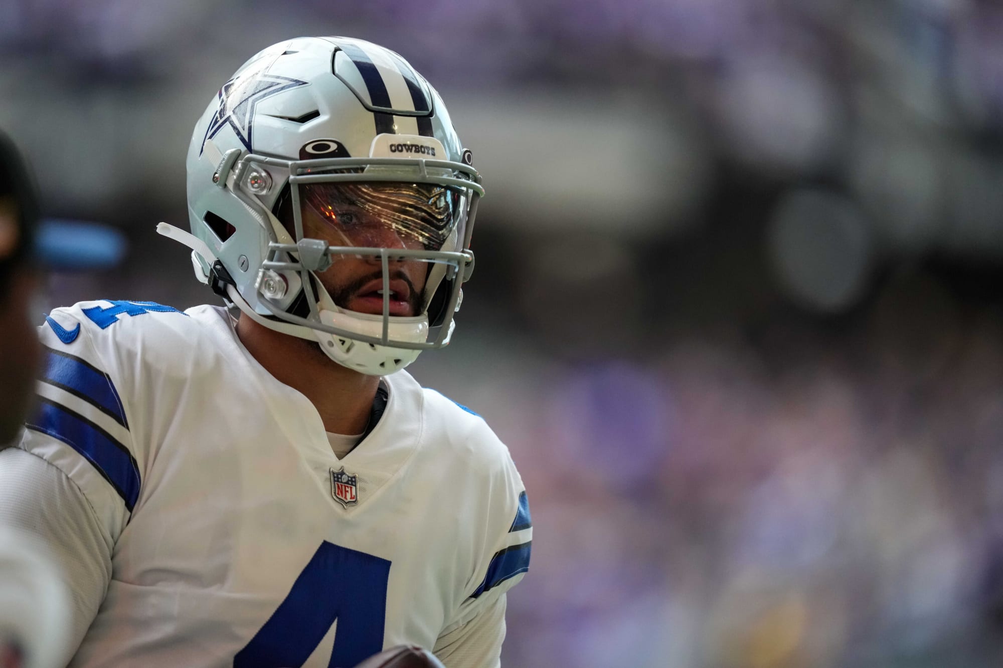 Dak Prescott responds to LeBron James’ comments on Jerry Jones photo