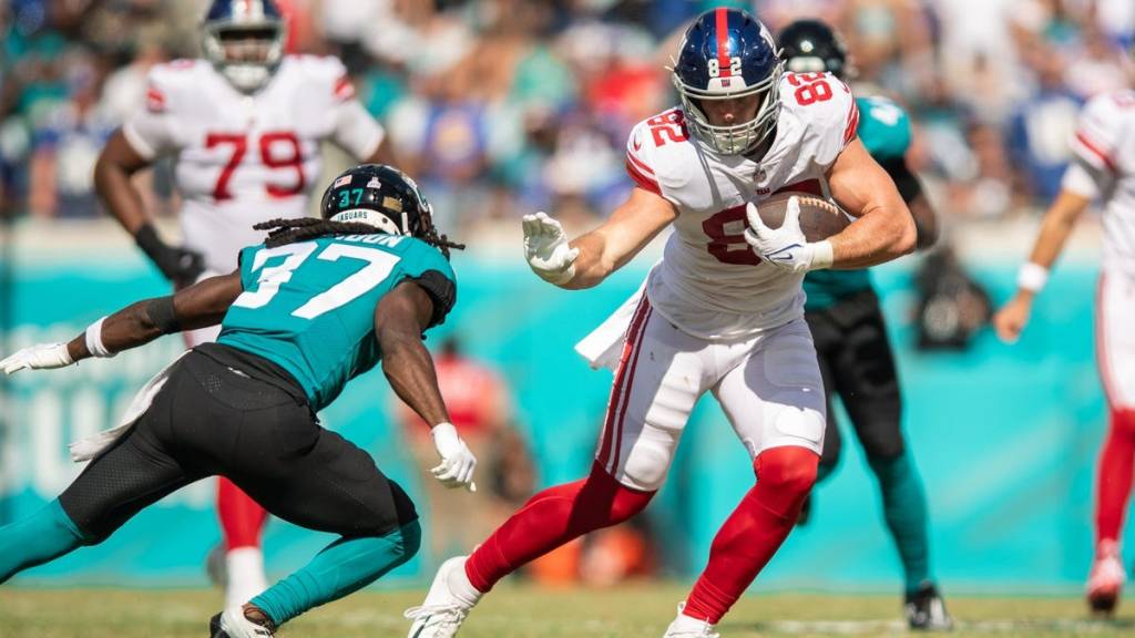 Daniel Bellinger player props odds, tips and betting trends for Week 14