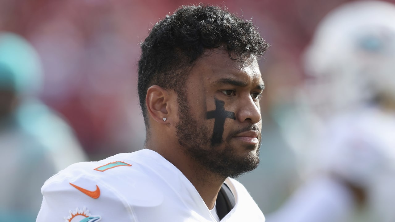 Dolphins QB Tua Tagovailoa back in concussion protocol, status uncertain vs. Patriots