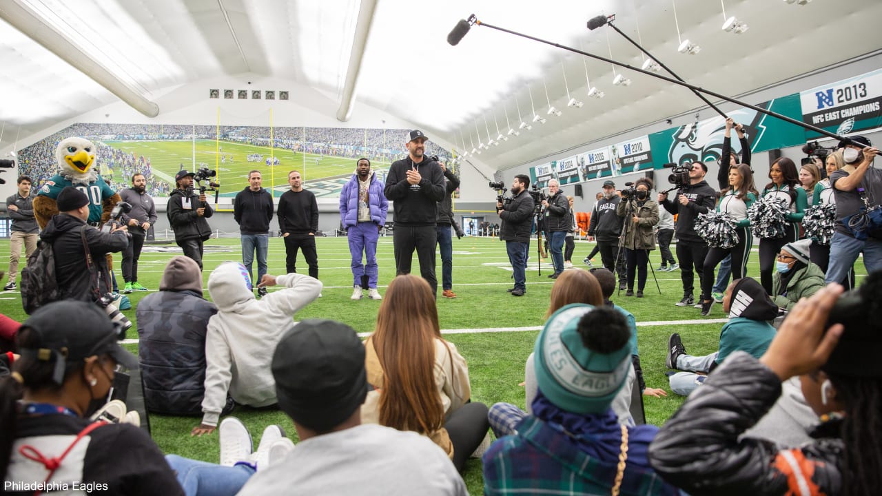 Eagles, REFORM Alliance provide incredible experience for kids impacted by criminal justice system