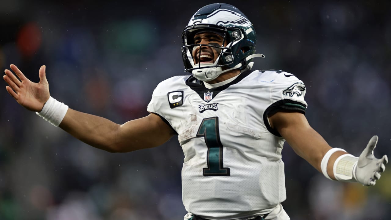 Eagles expose Giants' faults, Cowboys reignite question as NFC East race enters final stretch
