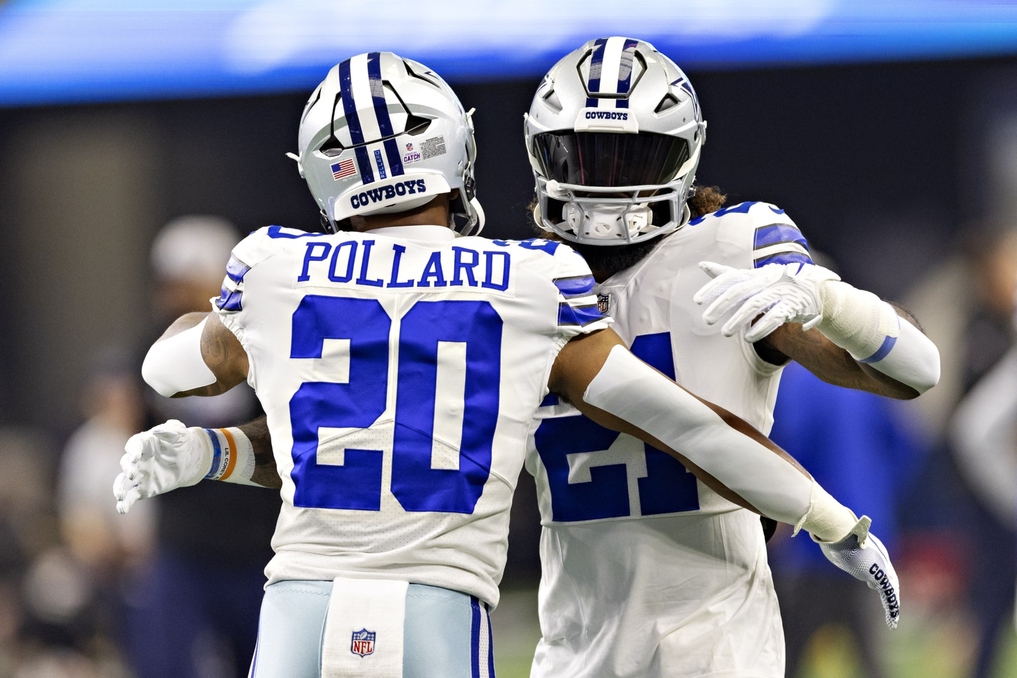Ezekiel Elliott admits Tony Pollard taking his carries took some getting used to