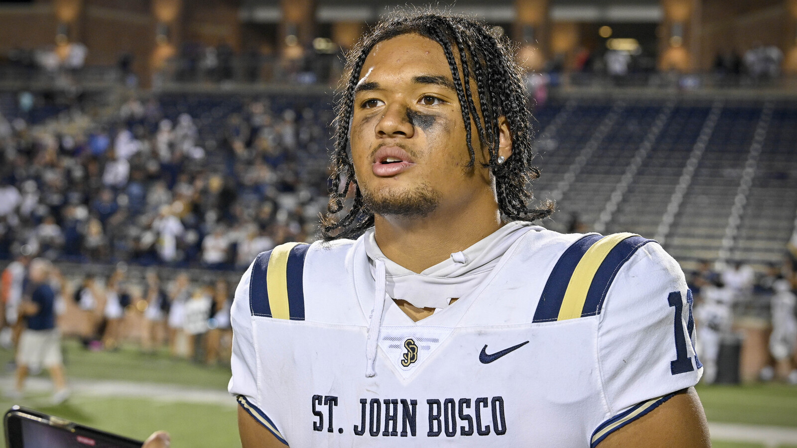 Five-star DL Matayo Uiagalelei commits to Pac-12 school