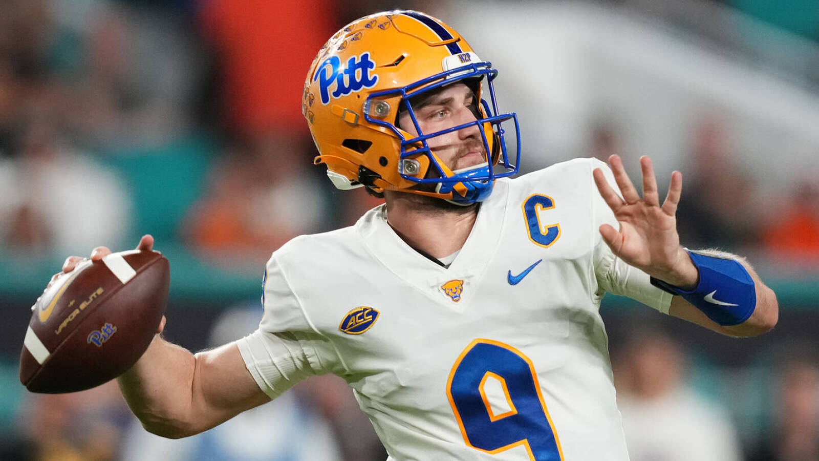 Former Pitt QB Kedon Slovis to transfer to Big 12 school