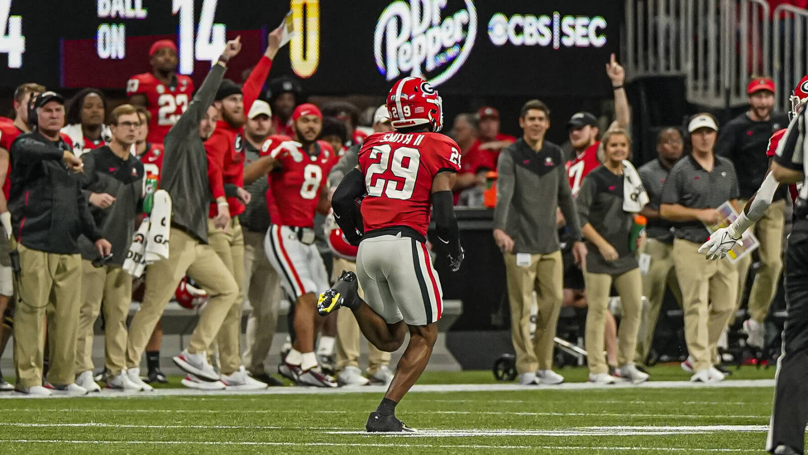 Georgia shows why you play to the whistle on blocked FG TD