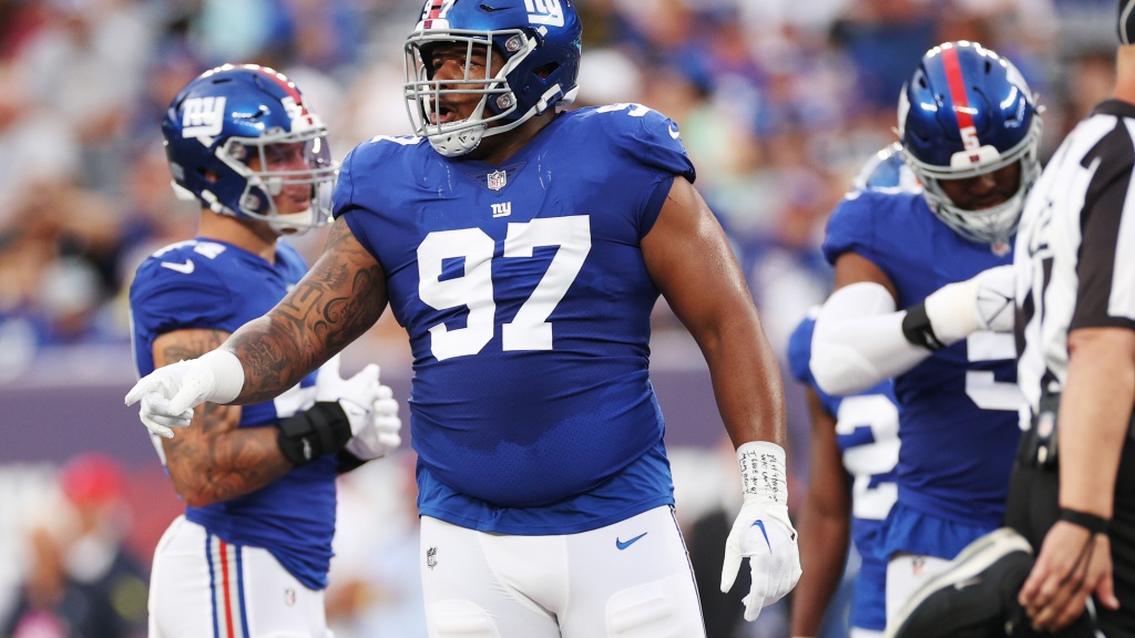 Giants’ Dexter Lawrence drops out of top-10 in Pro Bowl voting