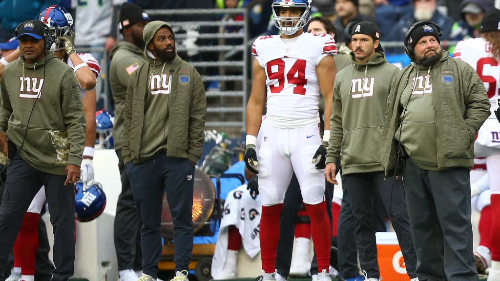 Giants place Elerson Smith on IR, add Ryder Anderson to 53-man roster