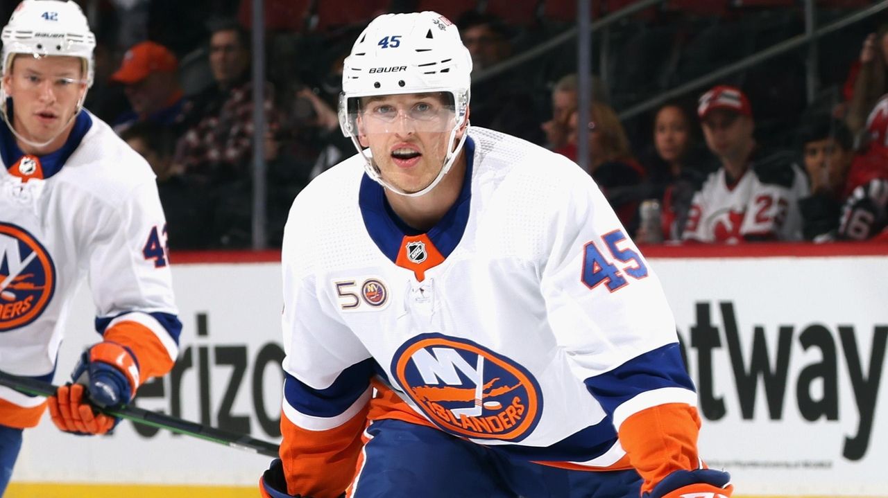 Hudson Fasching on Isles debut: 'It's what we work for in this sport'