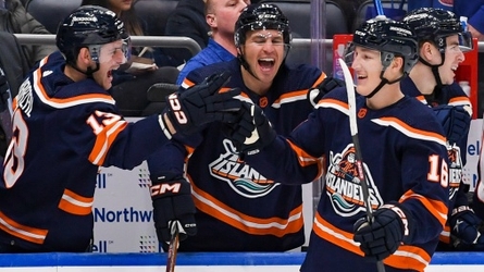 Islanders center Aatu Raty buries first career goal in ‘surreal’ NHL debut