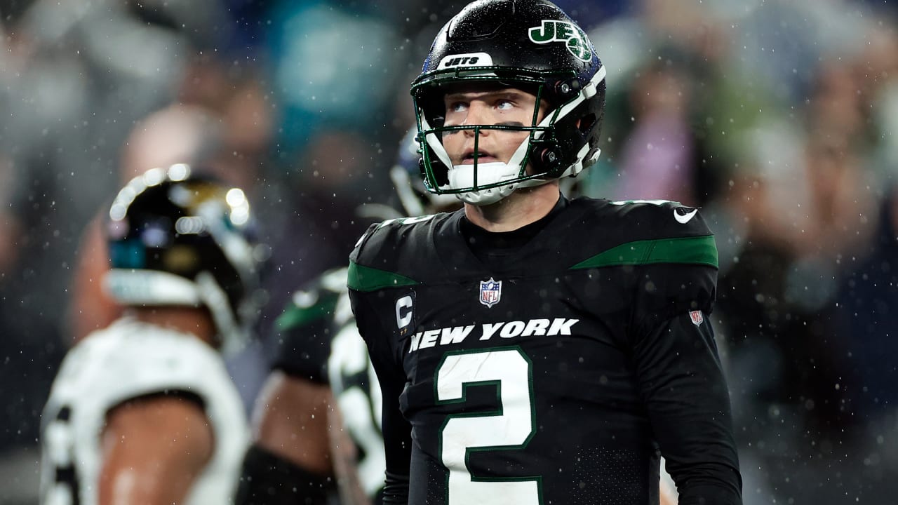 Jets QB Zach Wilson benched in favor of Chris Streveler vs. Jaguars