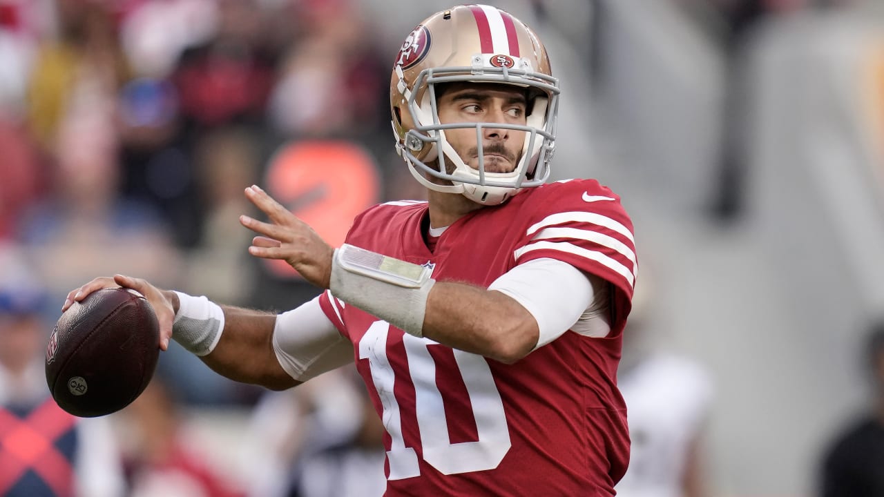 Jimmy Garoppolo's foot injury won't require surgery; 49ers QB could return for playoffs
