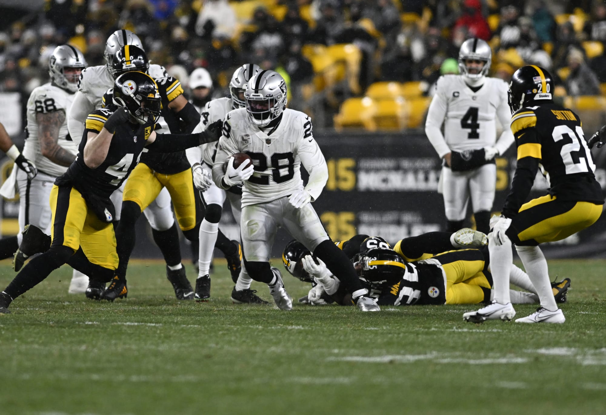 Josh Jacobs blasts Raiders after another tough loss to Steelers