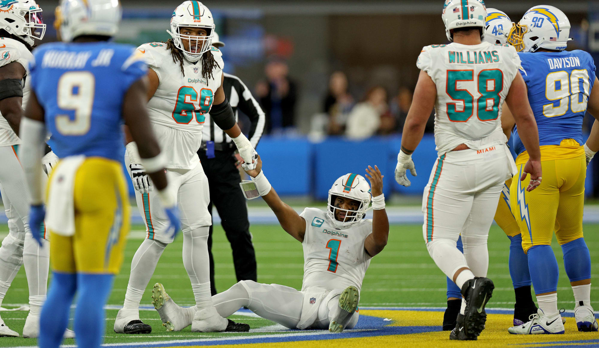 Miami Dolphins can't handle LA winter, not a good sign for playoffs