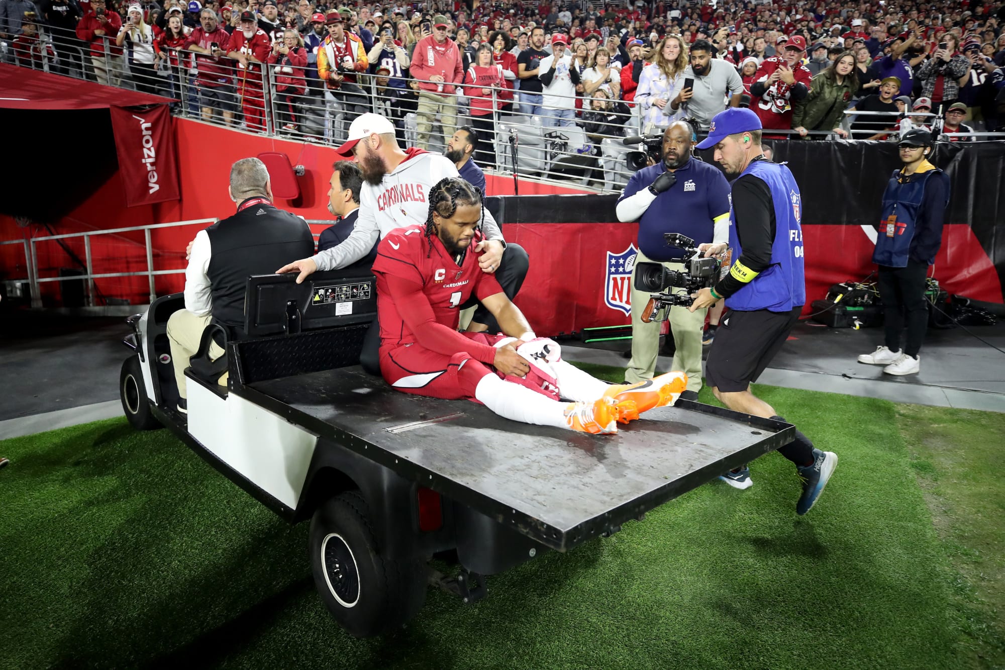 NFL Twitter in disbelief over injuries in dangerous Patriots-Cardinals MNF match