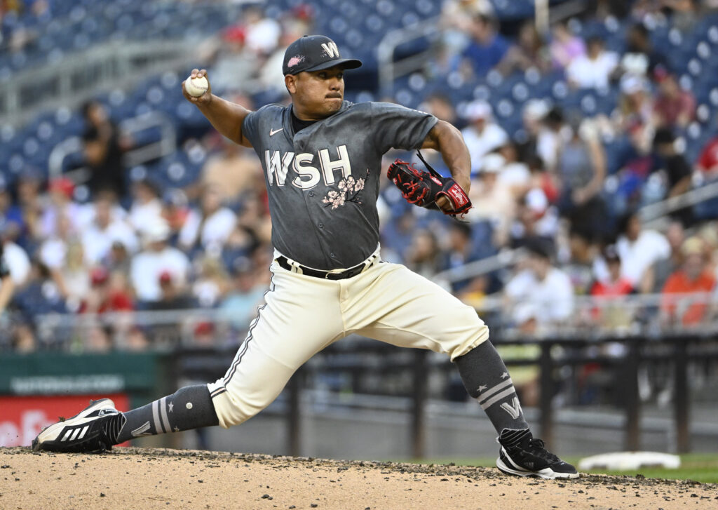 Nationals To Re-Sign Erasmo Ramirez