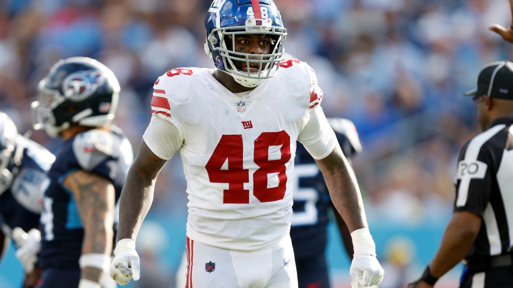 New York Giants to re-sign LB Tae Crowder to practice squad