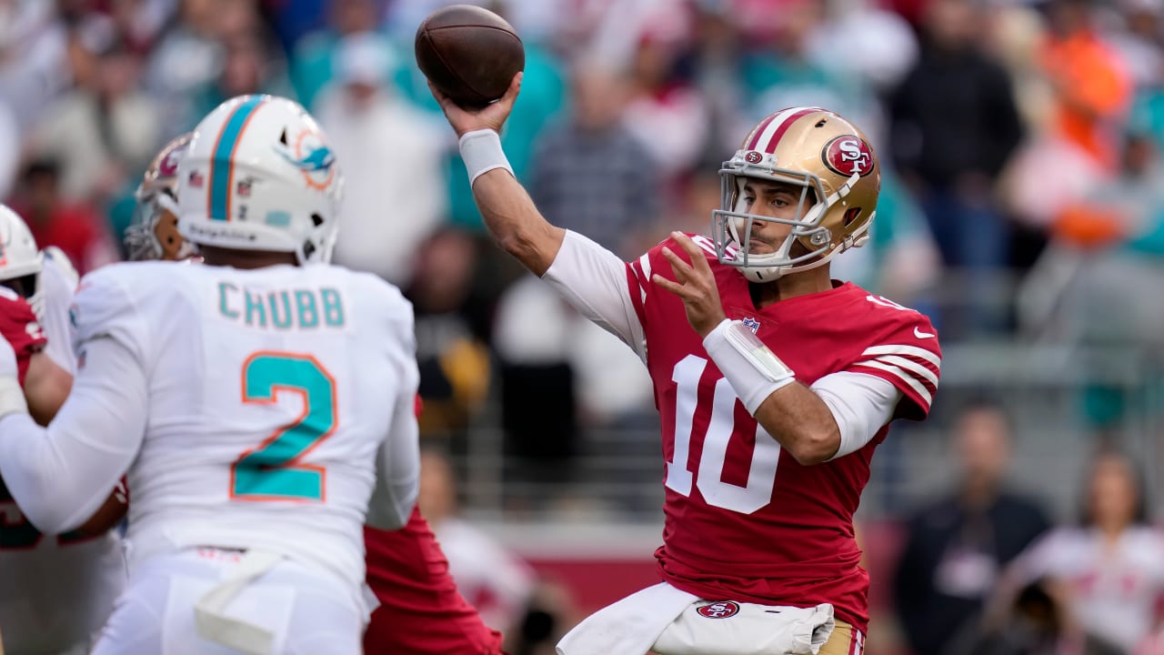 Niners QB Jimmy Garoppolo suffered broken foot vs. Dolphins, will miss rest of season