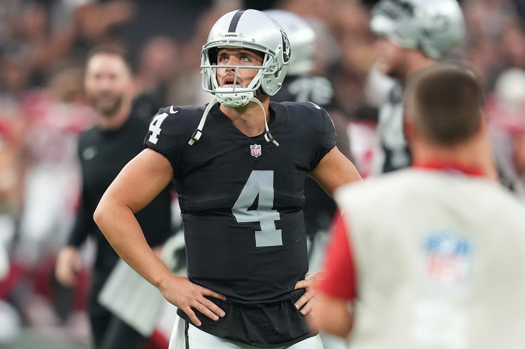 Raiders answer to their Derek Carr problem is painfully obvious
