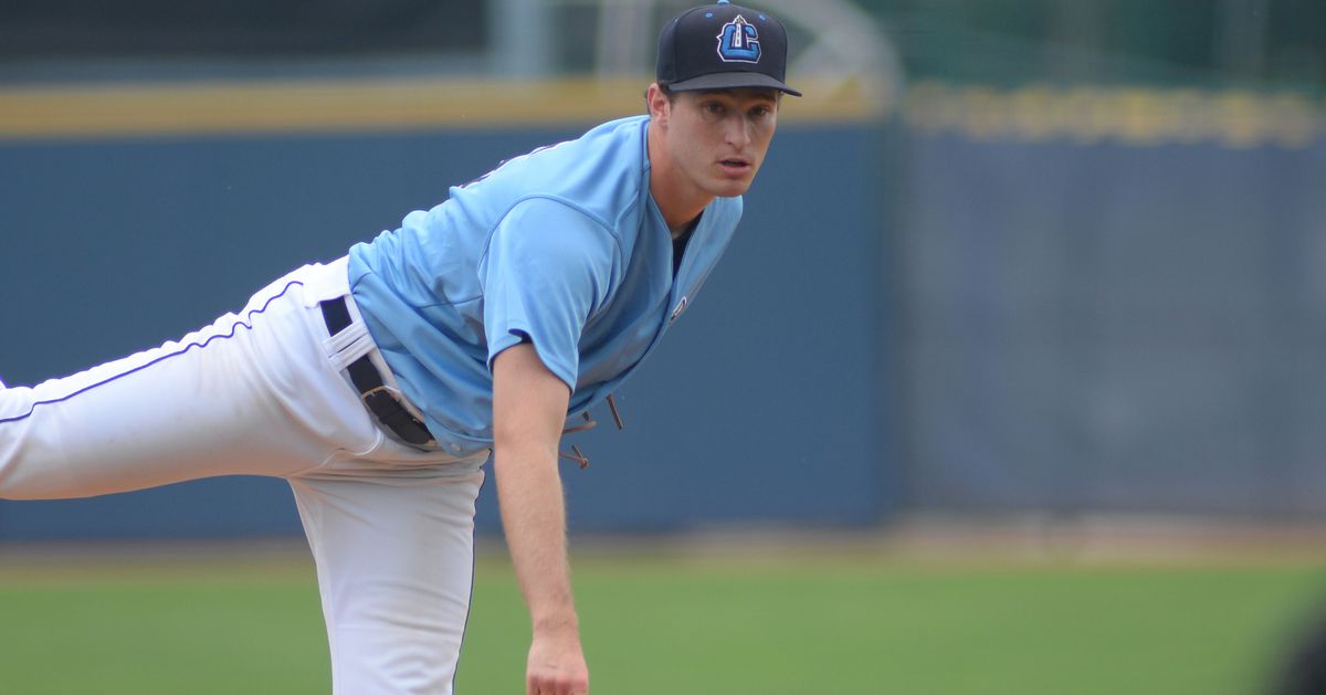 Rays acquire RHP Kevin Kelly in Rule 5 draft for 2022